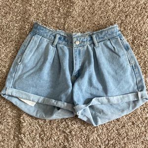 Fashion Nova shorts!!